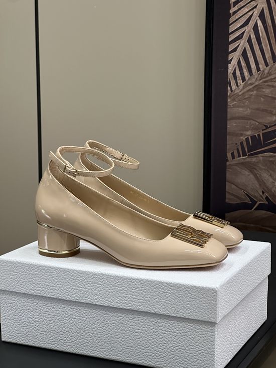 Christian Dior Patent Leather Vintage Square Toe Elegant Flat Shoes