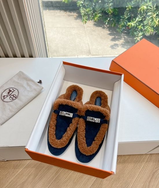 Hermes Fleece Lined Slip On Curly Fur Mule Slippers
