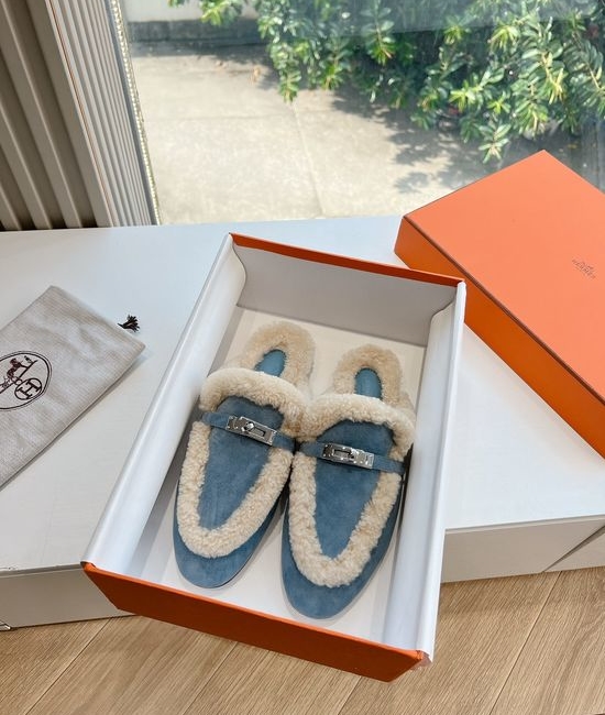 Hermes Fleece Lined Slip On Curly Fur Mule Slippers
