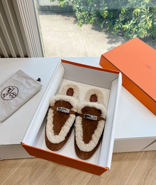 Hermes Fleece Lined Slip On Curly Fur Mule Slippers
