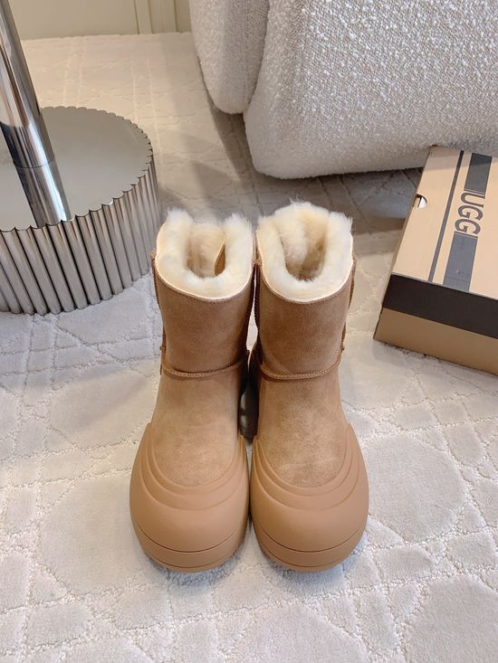 UGG Classic Warm Sheepskin Snow Boots