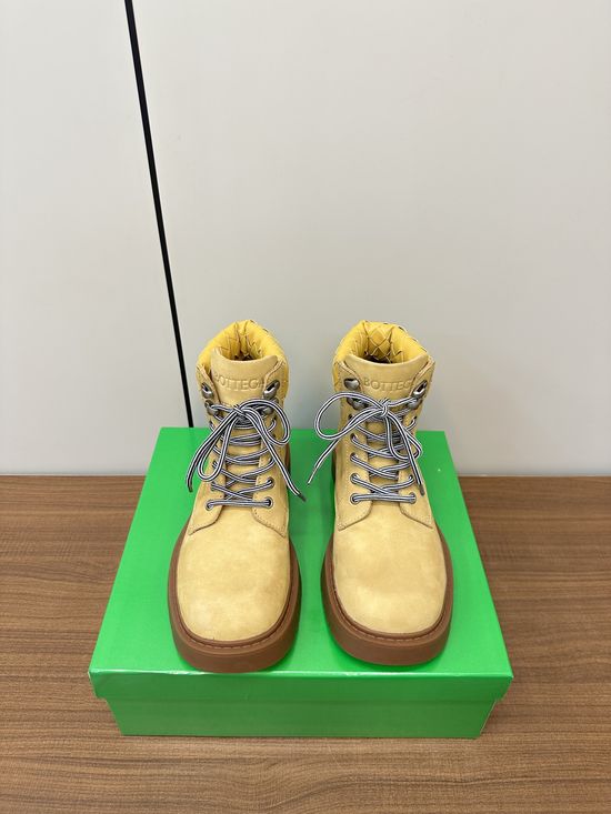 Bottega Veneta Round Toe Martin Boots Premium Leather Soft Insole