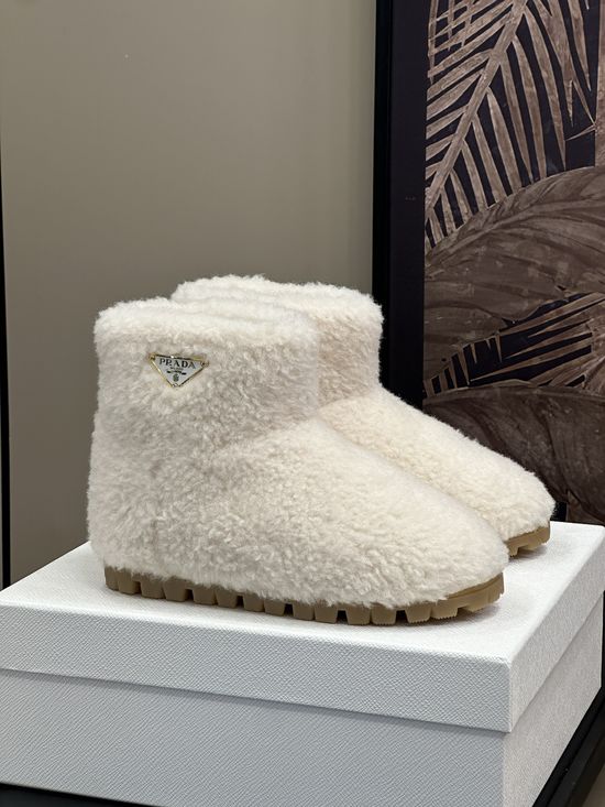 Prada Fuzzy Warm Curly Wool Upper Casual Shoes