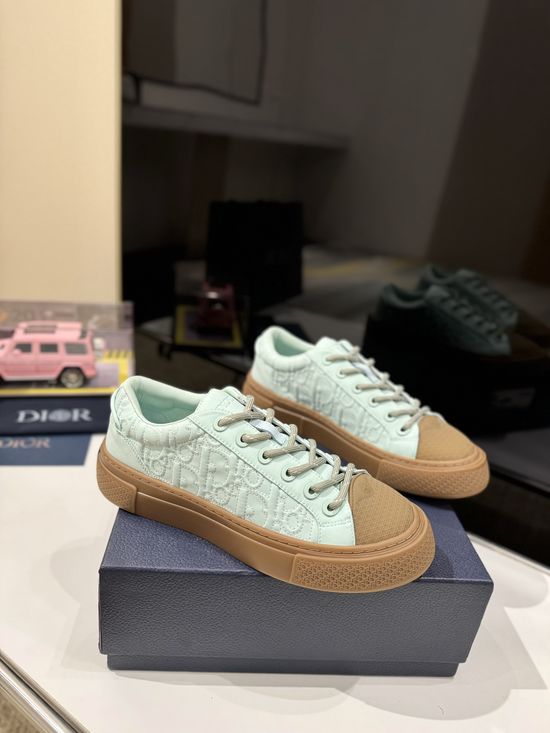 Christian Dior Embroidered Logo Canvas Casual Sneakers Premium Version