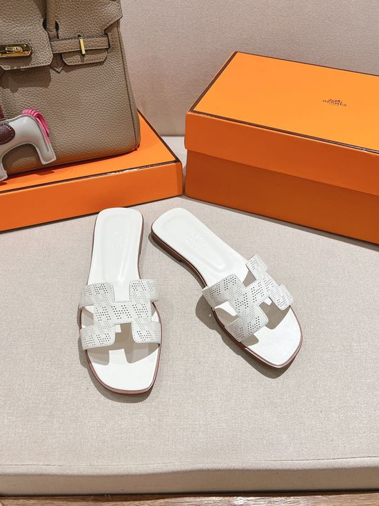 Hermes Premium Cowhide Slide Sandals With Decorative Silk Scarves