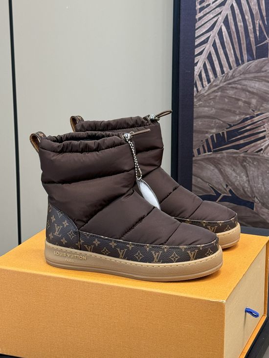 Louis Vuitton Waterproof Warm Winter Boots with Wool Lining
