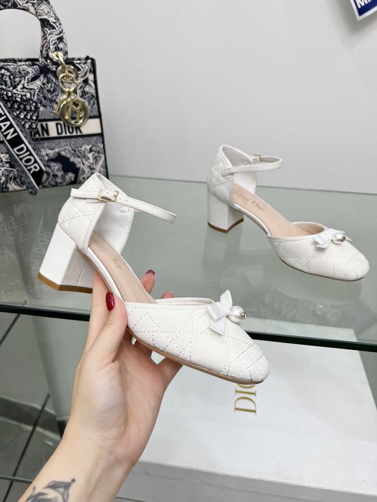 Christian Dior Embroidered Pearl Buckle Low Heel Ballet Flats