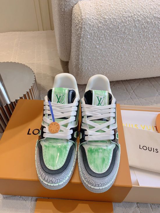 Louis Vuitton Premium Classic Retro Casual Skateboard Sneakers