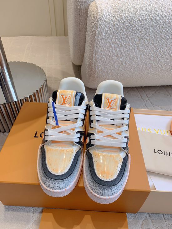Louis Vuitton Premium Classic Retro Casual Skateboard Sneakers