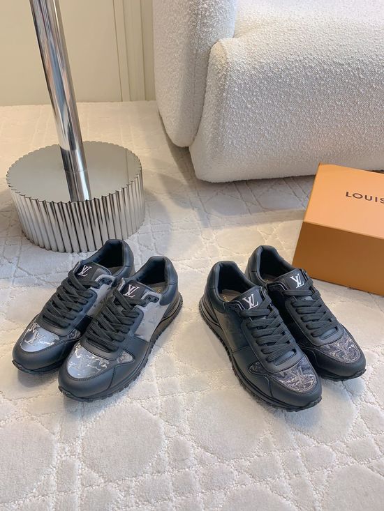 Louis Vuitton Premium Casual Running Sneakers For Daily Wear