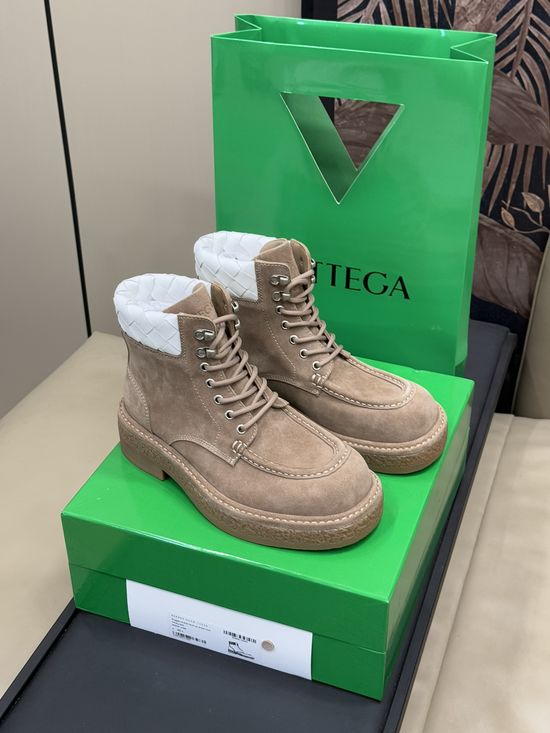 Bottega Veneta Suede Vintage Decor Chunky Comfort Ankle Boots