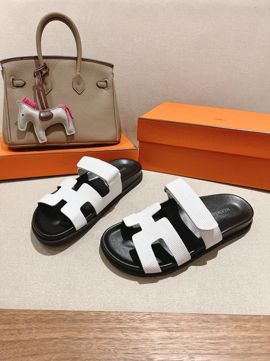 Hermes Lizard Pattern Comfort Open Toe Slide Sandals