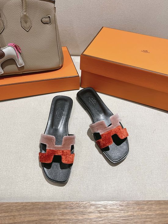 Hermes New Color Cowhide Slide Sandals With Silk Scarf Packaging