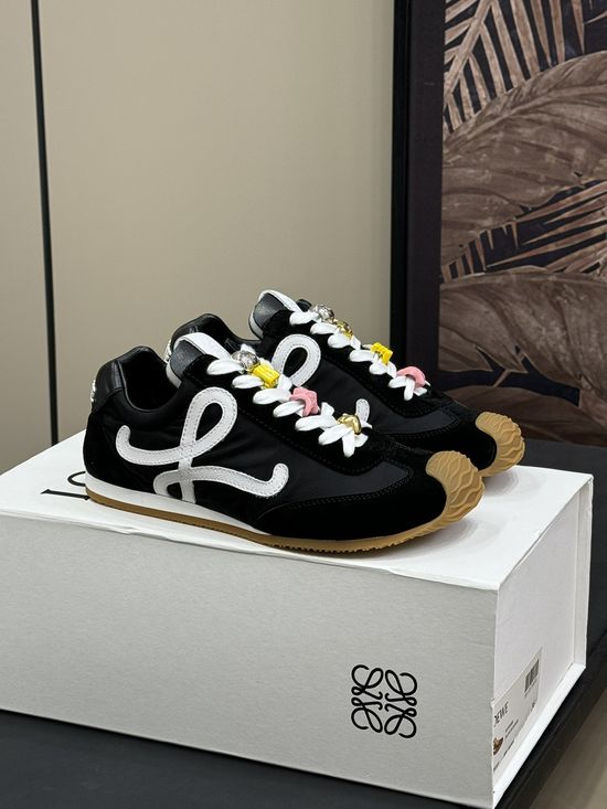 Loewe Soft Flexible Asymmetric Toe Casual Comfort Shoes
