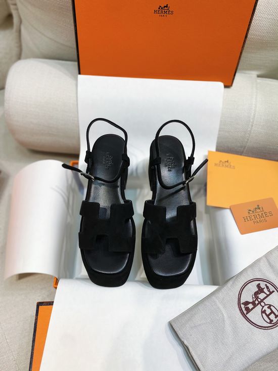 Hermes Adjustable Strap Platform Sandals With Rose Gold Buckle