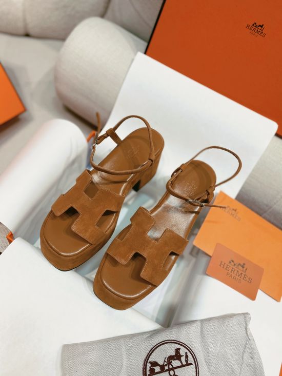 Hermes Adjustable Strap Platform Sandals With Rose Gold Buckle