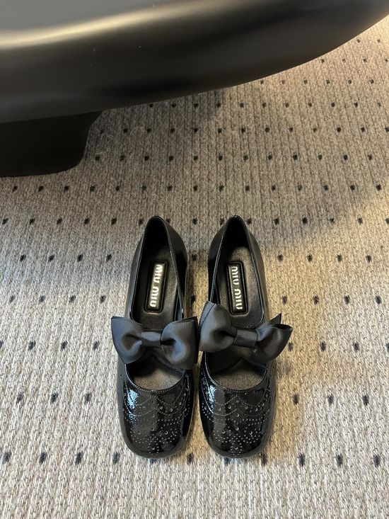 Miu Miu Bow Decor Block Heel Mary Jane Shoes
