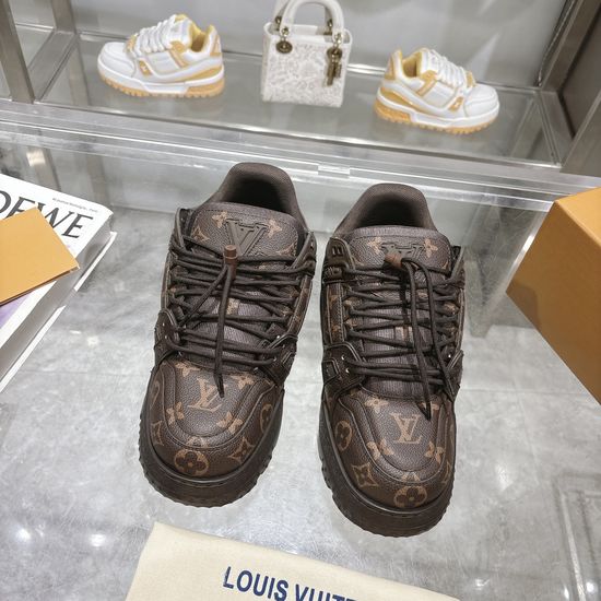 Louis Vuitton Elevated Thick Sole Leather Casual Fashion Sneakers