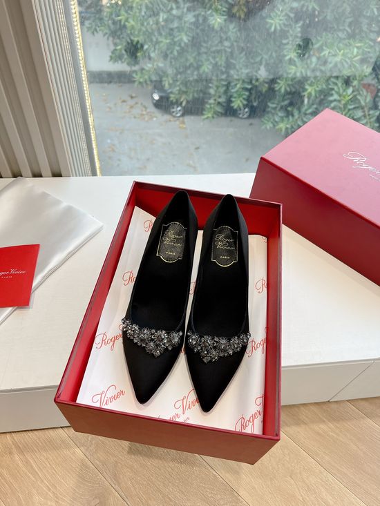 Roger Viver Rhinestone Buckle Mid Heel Mary Jane Silk Shoes