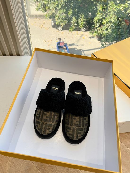 Fendi Premium Wool Blend Casual Sneakers with Logo Patchwork