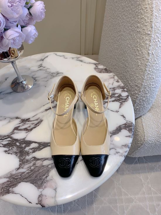 Chanel Embellished Chunky Heel Leather Mary Jane Dress Shoes