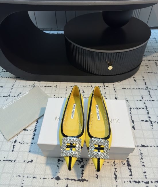 Manolo Blahnik MB Calfskin Suede High Heel And Flat Shoes