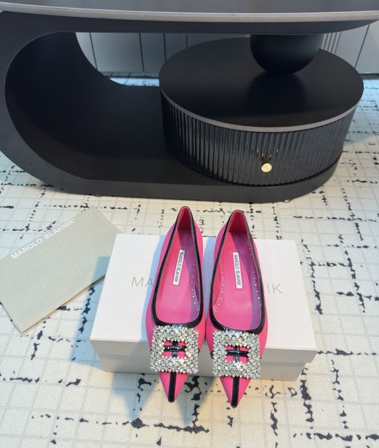 Manolo Blahnik MB Calfskin Suede High Heel And Flat Shoes