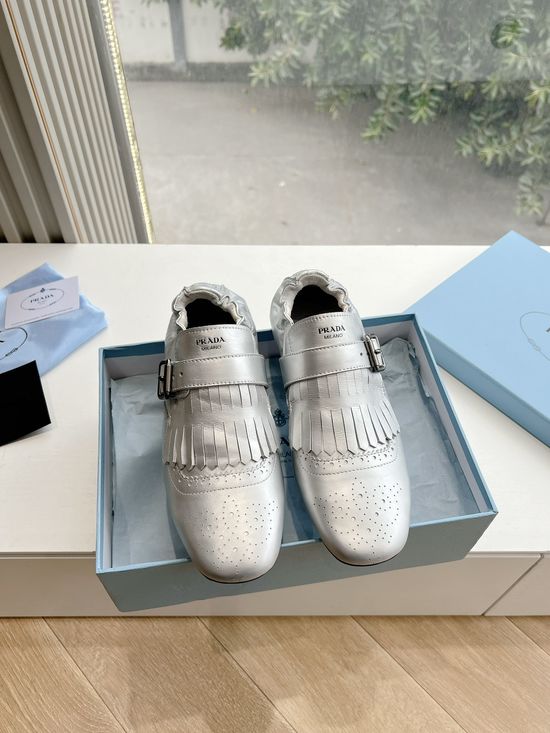 Prada Metallic Leather Tassel Non-slip Casual Fashion Mules