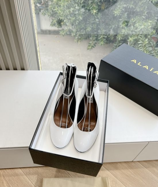 Alaia Sexy Peep Toe Patent Leather High Heel Pumps