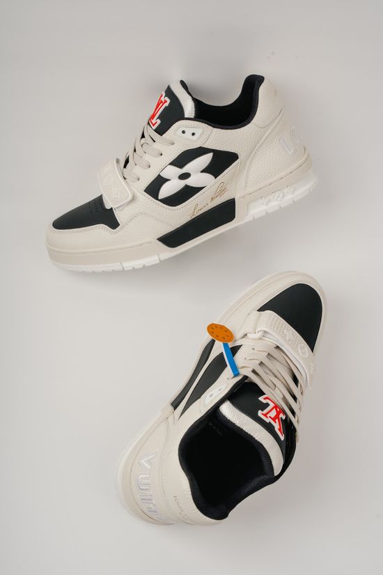 Louis Vuitton Premium Leather Low-Top Sneakers with Signature