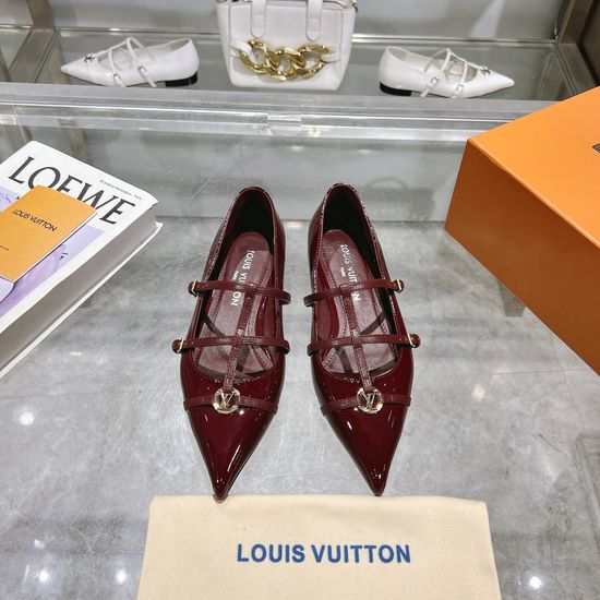Louis Vuitton Pointed Toe Patent Leather Flat Ballet Shoes