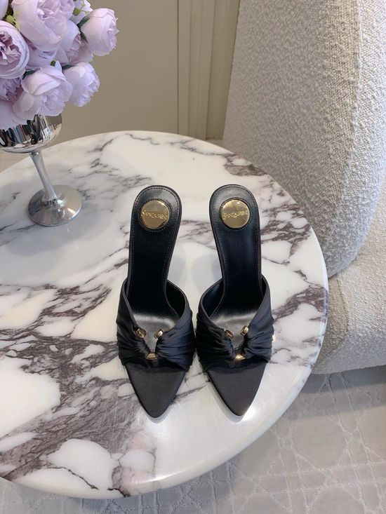 Yves Saint Laurent Chic Silk High-Heeled Sandals for Sophisticated Style
