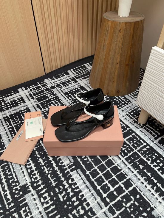 Miu Miu Patent Leather Block Heel Flip Flop Slides
