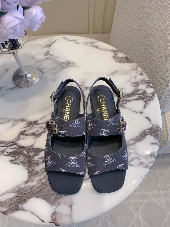 Chanel Classic Print Chunky Heel Leather Lined Casual Sandals