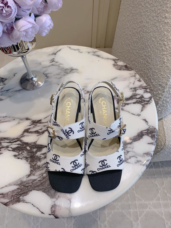 Chanel Classic Print Chunky Heel Leather Lined Casual Sandals
