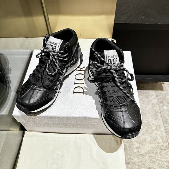 Christian Dior Hollow Out Design Sneakers Lightweight Comfortable Two-tone Sole