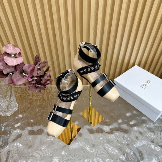 Christian Dior Chic Mary Jane Ballet Flats for Versatile Styling