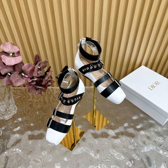 Christian Dior Chic Mary Jane Ballet Flats for Versatile Styling