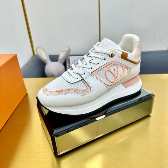 Louis Vuitton Comfortable Running Sneakers with Leather Upper