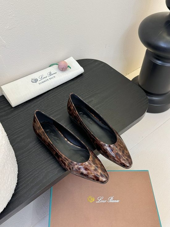 Loro Piana Classic Minimalist Suede Leather Comfortable Flats Shoes