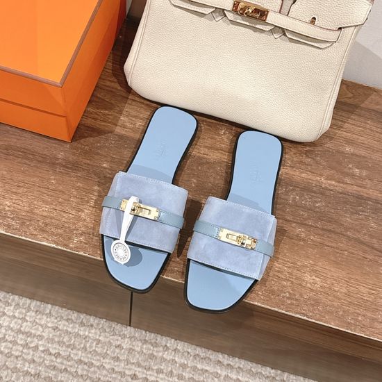 Hermes Elegant Metal Buckle Leather Sandals Durable Stitched Sole