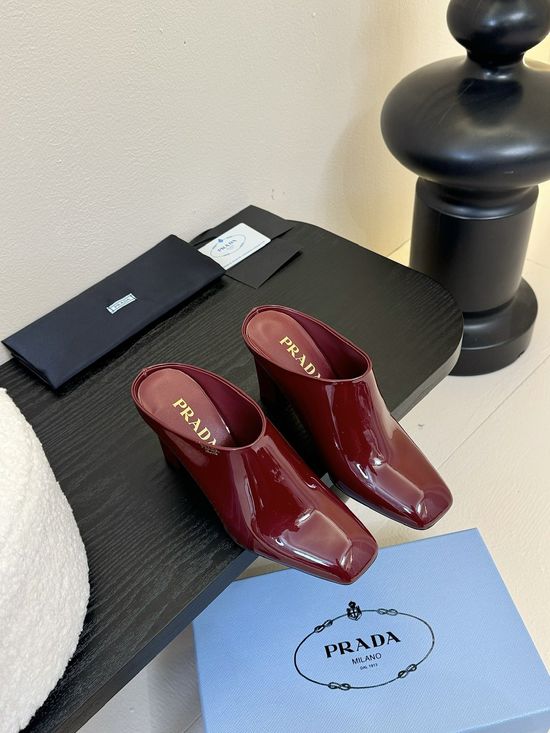 Prada Patent Leather Logo Detail Classic Low Heel Loafers