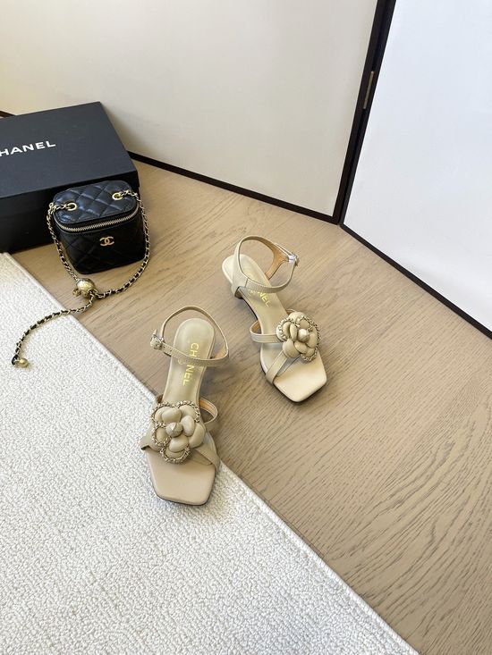 Chanel Classic Mid Heel Elegant Formal Dress Pumps