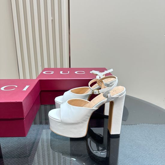 Gucci Dramatic High Heeled Platform Pumps with Double G Charm