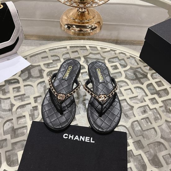 Chanel Luxury Sheepskin Chain Adorned Stylish Sandals
