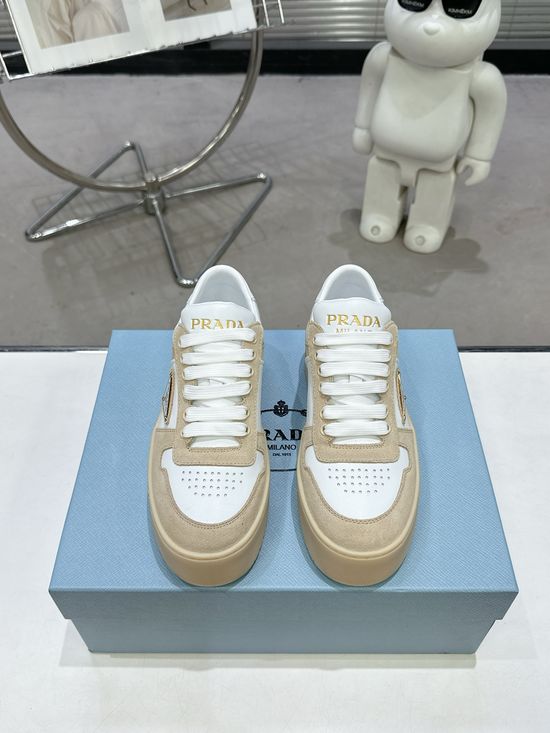Prada Leather Platform Casual Sneakers with Enamel Logo Detail