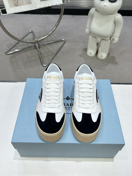 Prada Leather Platform Casual Sneakers with Enamel Logo Detail