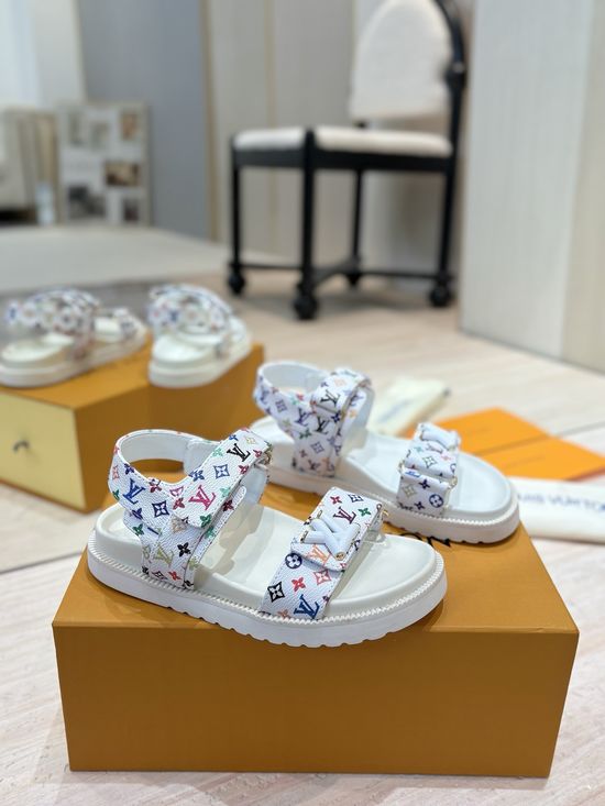 Louis Vuitton Embossed Pattern Adjustable Magic Tape Slippers