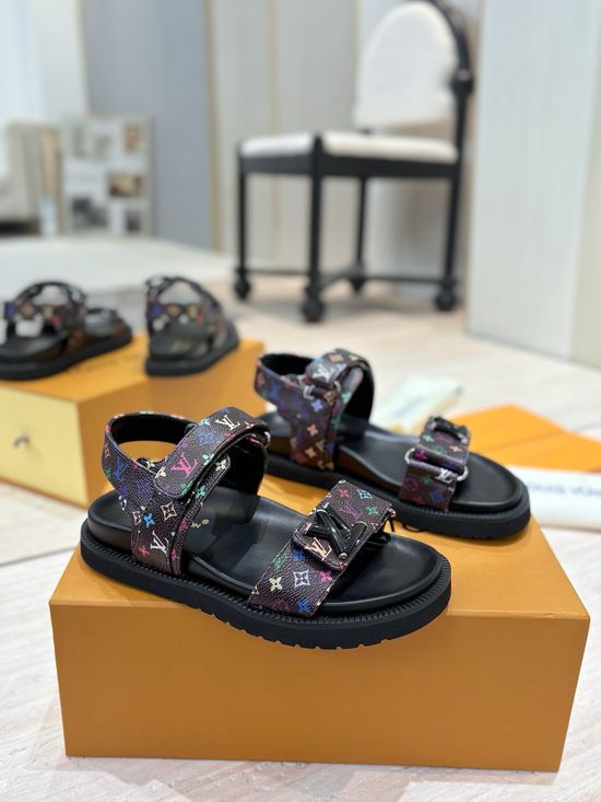 Louis Vuitton Embossed Pattern Adjustable Magic Tape Slippers