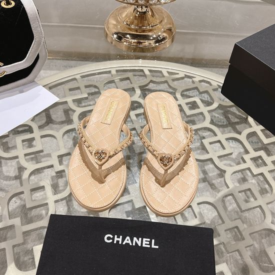 Chanel Luxury Sheepskin Chain Adorned Stylish Sandals